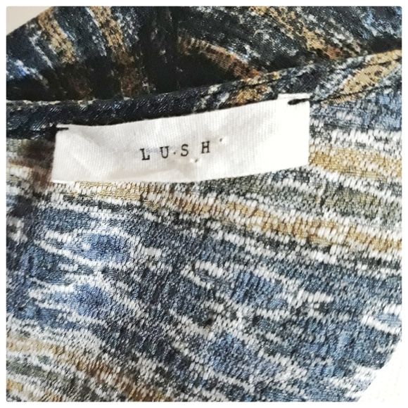 3/$20 Lush Navy and Tan Boho Print Festival Romper - Picture 5 of 5